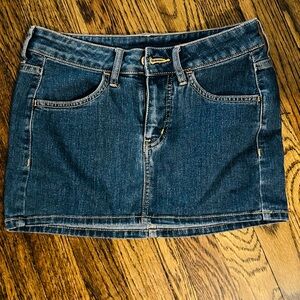 H&M mini jeans skirt